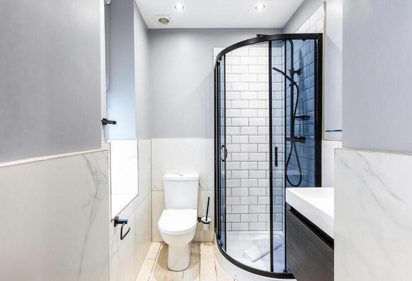 Номер Стандарт, Kensington Rooms   Warwick Road