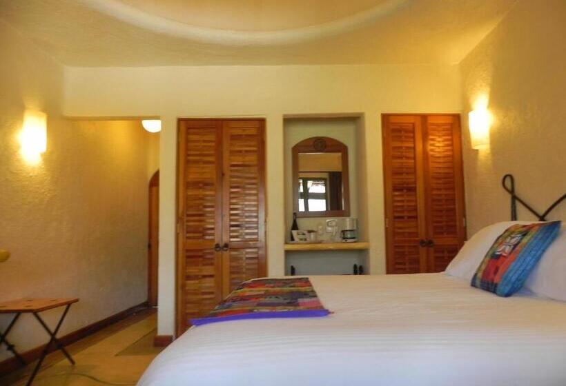 带大床的套房, Hostal De La Luz