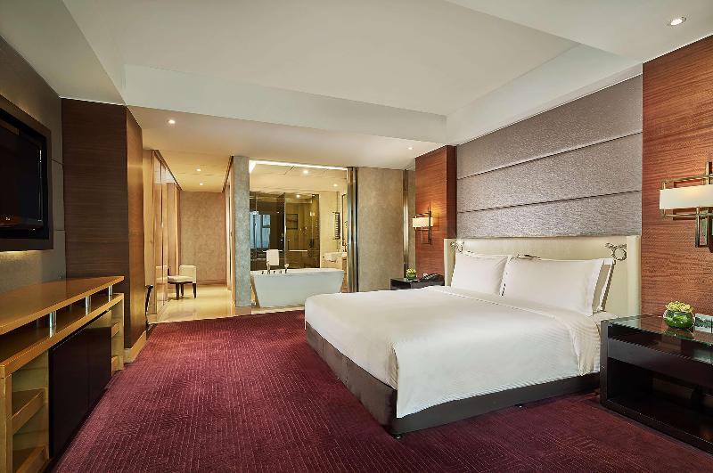 Люкс Повышенной Комфортности, Hilton Shanghai Hongqiao