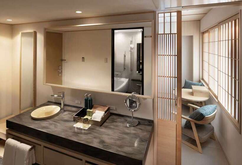 Номер Deluxe, Hilton Shanghai Hongqiao