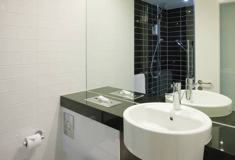 Номер Стандарт, Holiday Inn Express Cambridge Duxford M11 Jct 10, An Ihg