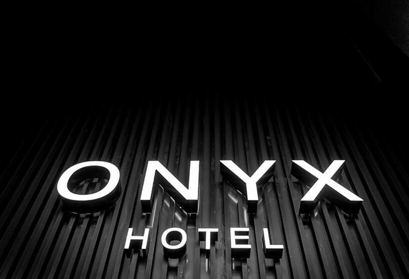 اتاق استاندارد برای معلولان, Onyx