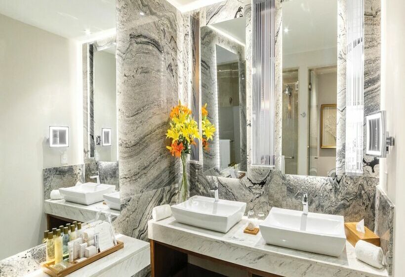 带大床的小型套房, Secrets Royal Beach Punta Cana - Adults Only - All Inclusive