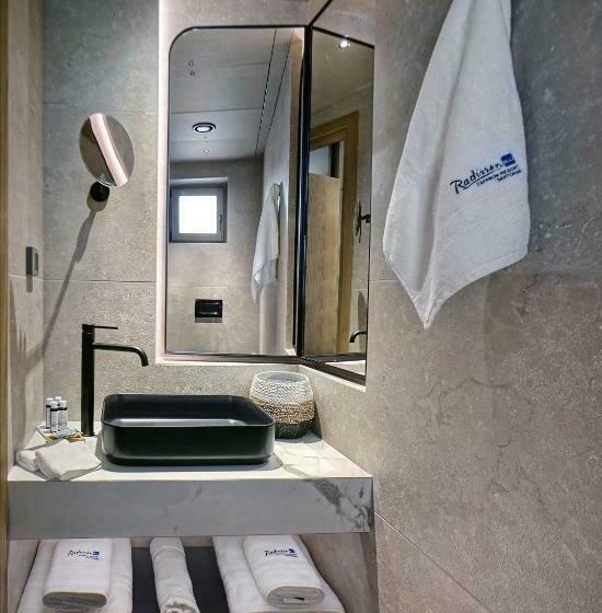 Номер Basic, Radisson Blu Zaffron Resort, Santorini
