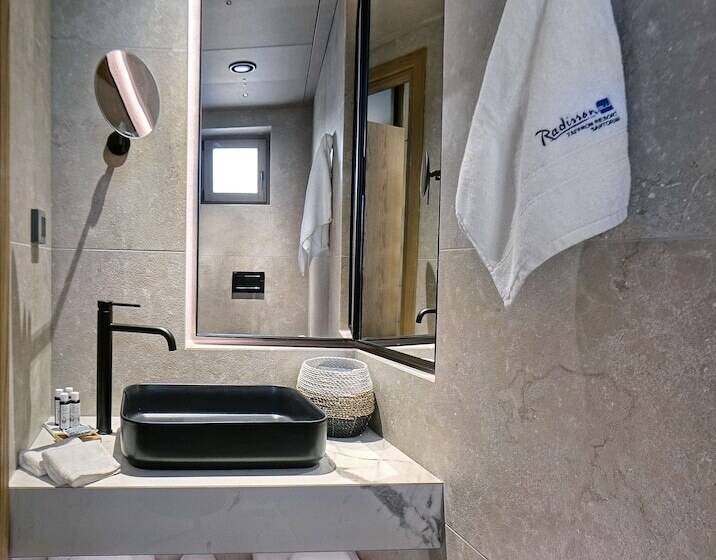 Premium room with terrace, Radisson Blu Zaffron Resort, Santorini