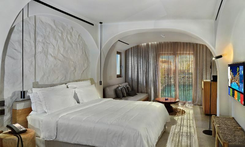 Полулюкс с Балконом, Radisson Blu Zaffron Resort, Santorini