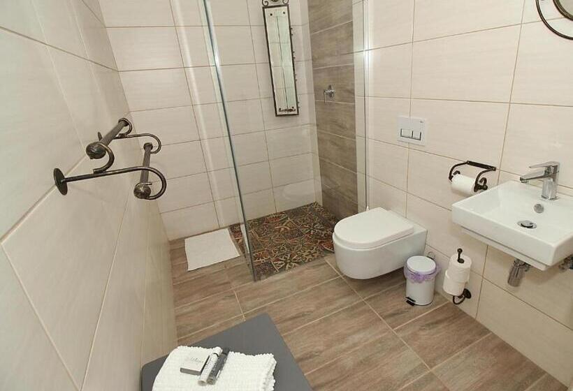 Люкс, Glennies Guesthouse