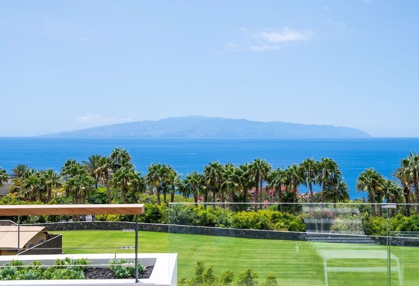 2 Bedrooms Suite Sea View, Los Jardines de Abama Suites