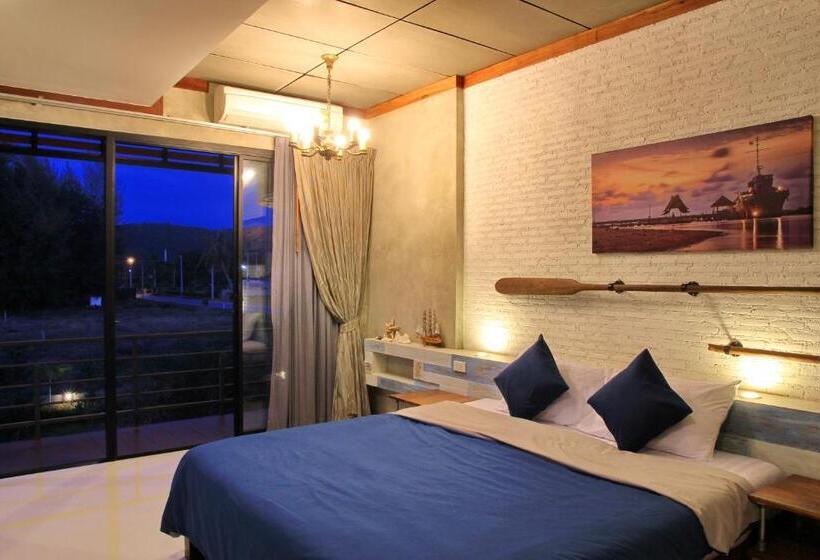 اتاق لوکس با تخت بزرگ, Windy Seaview Resort