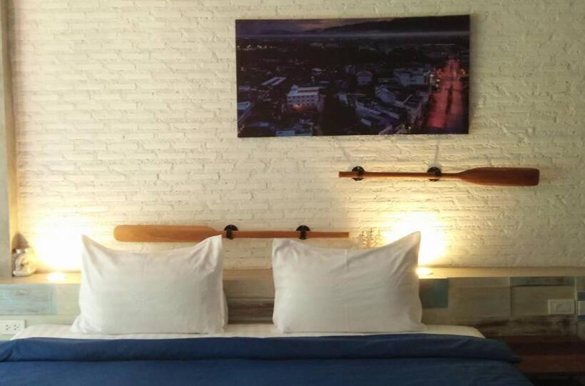 اتاق لوکس, Windy Seaview Resort