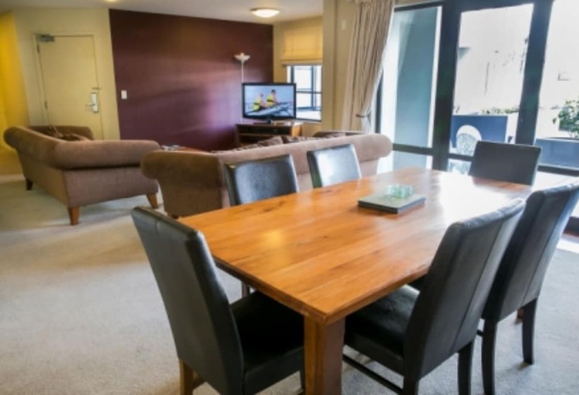 Апартаменты 3 Спальни, The Glebe Apartments