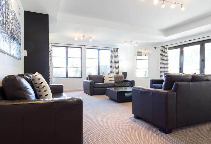 Апартаменты 4 Спальни, The Glebe Apartments