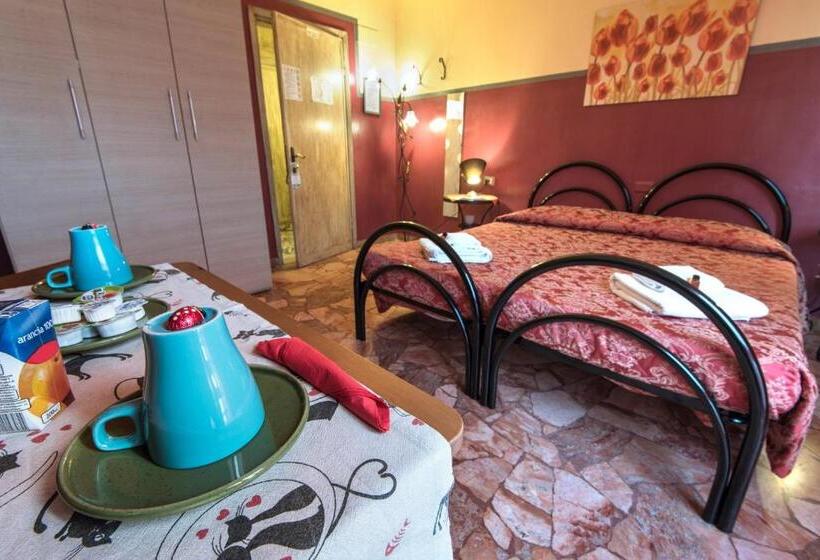 اتاق استاندارد با سرویس بهداشتی مشترک, Soggiorno Fortezza Fiorentina