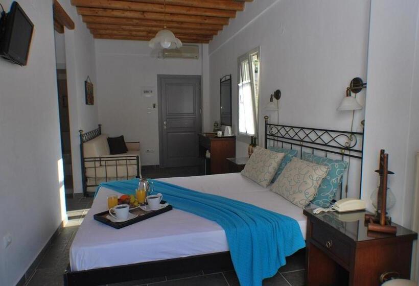 Triple Room Sea View, Myrto