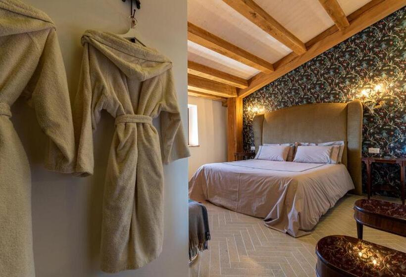 小型豪华套房, Masseria D Achille