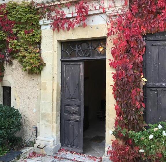 Люкс Вид на Сад, Clos Saint Léonard