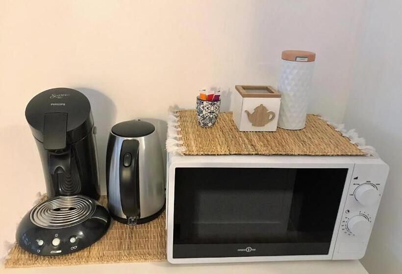 Стандартный Номер Кровать Кинг, Studiocaroline44, 2 Studios Entre La Ville Et La Mer, Parking, Cuisine, Moins De 15min De L Aéroport