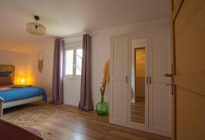 Номер Стандарт, Emilie Une Nuit   3 Chambres Au 2e étage   Maison Avec Chats