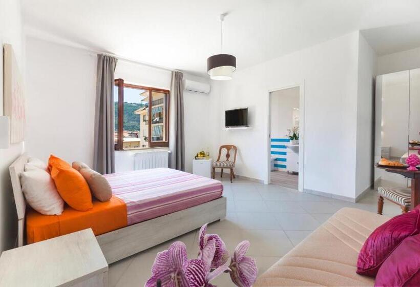Номер Стандарт, Estate4home   Sofia Flora