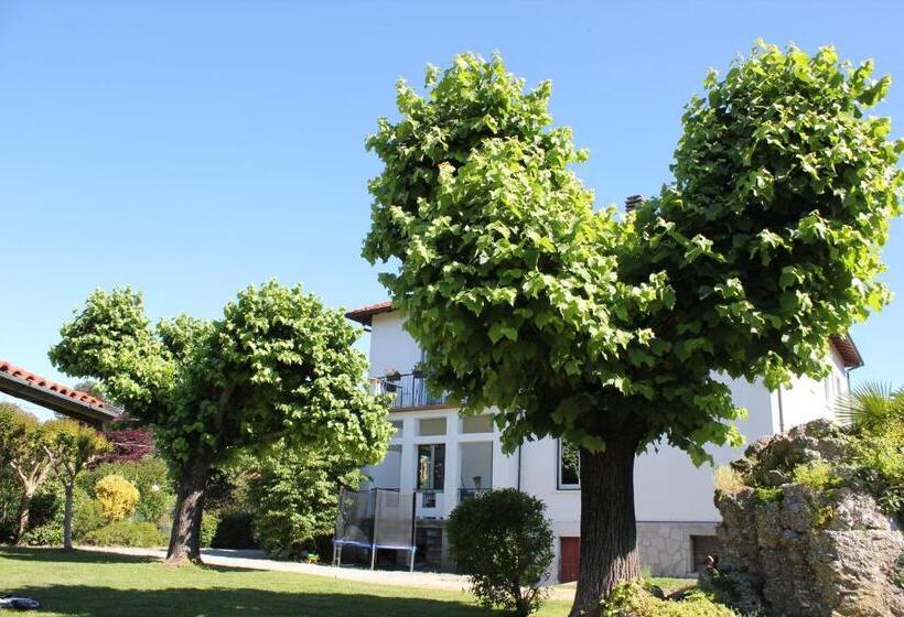 Дом 3 Спальни, B&b I Due Tigli