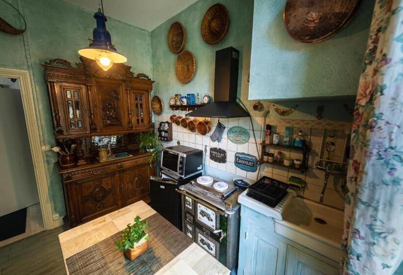 Номер Стандарт с Террасой, Chambre Bounty Cuisine Privée, Lit Queen Size, Terrasse, Garage