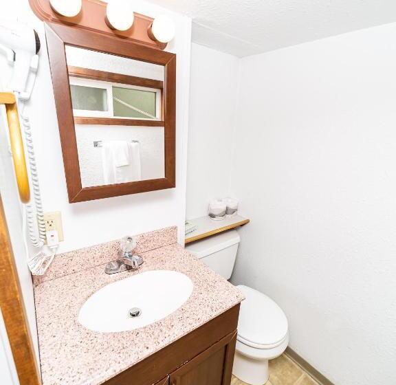 Студия Стандарт, Oceanside Ocean Front Cabins