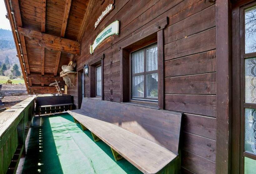 Четырехместный Номер Стандарт с Балконом, Appartements Gasthof Schleifmühle Unterammergau