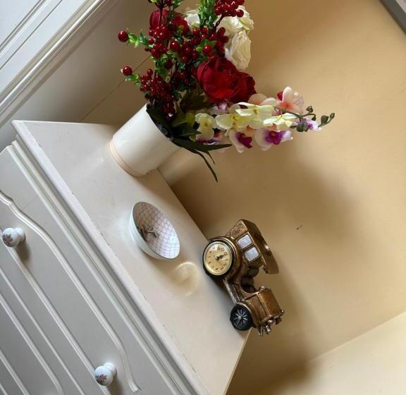 标准间, Edwards Cosy B&b