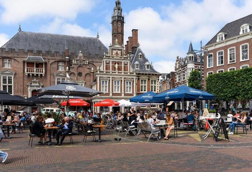 디럭스 스튜디오, Haarlem Apart