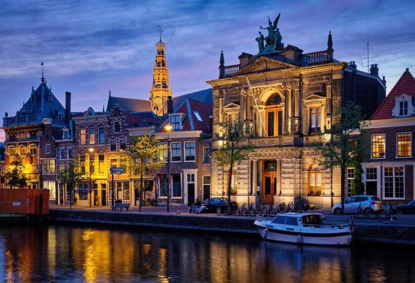 이코노미 룸, Haarlem Apart