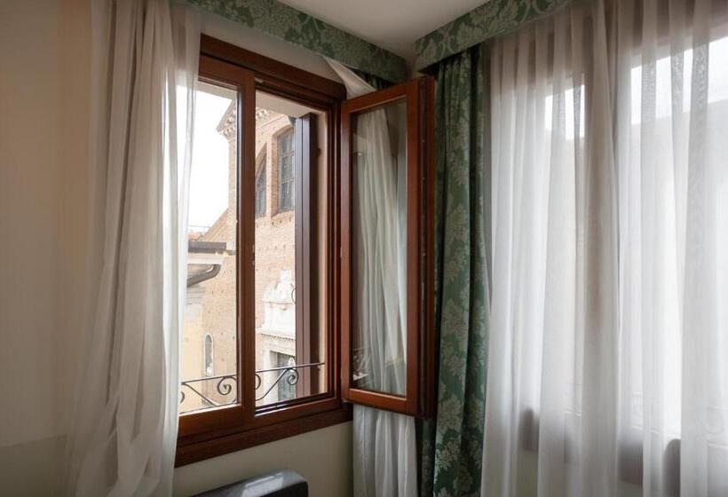 Номер Deluxe, Duomo Boutique