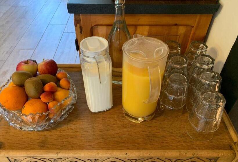 Номер Стандарт с Балконом, Hôtel Restaurant Eden
