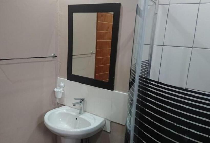 Студия Стандарт, Svh Bush Lodge