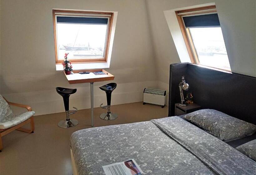 Номер Deluxe Кровать Кинг, Kaap Hoorn Club Bed En Breakfast