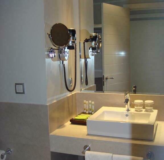 标准间, Vincci Valdecanas Golf