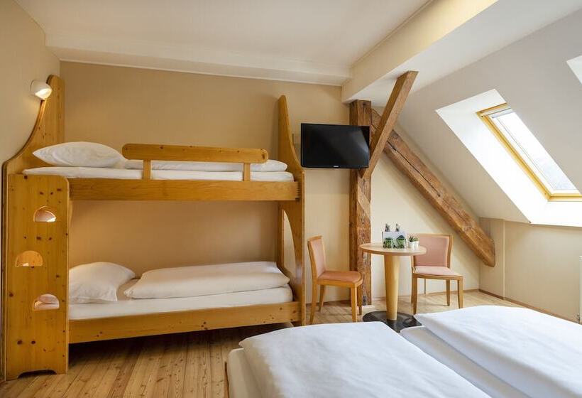 Четырехместный Номер Стандарт, Jufa Hotel Judenburg