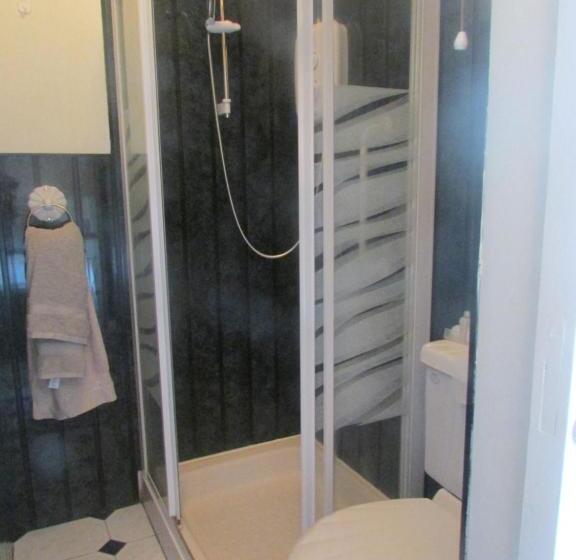 Chambre Familiale, The Yellow Rose B&b