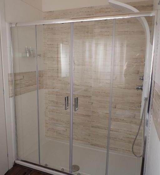 اتاق استاندارد با بالکن, B&b Leus Appartment