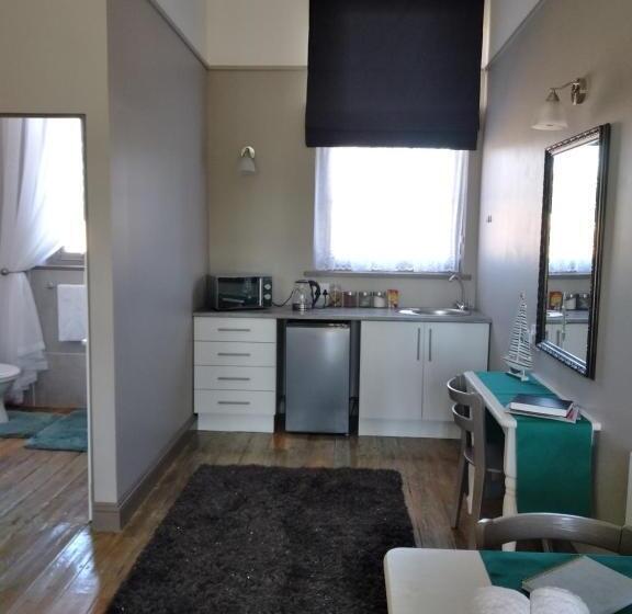 디럭스 룸, Deo Resta Guest Lodge