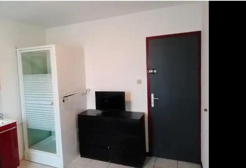 Студио Стандарт Вид на Сад, Appart Hôtel Avec Jardin