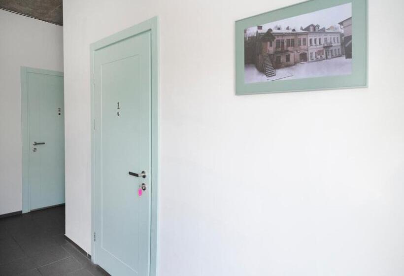 استودیوی استاندارد, House 22a Apartments