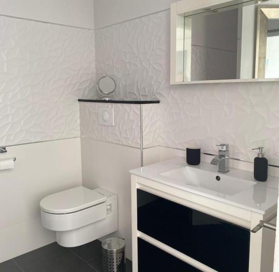 اتاق لوکس با چشم‌انداز دریا, Chambres D Hôtes Casa Cosy
