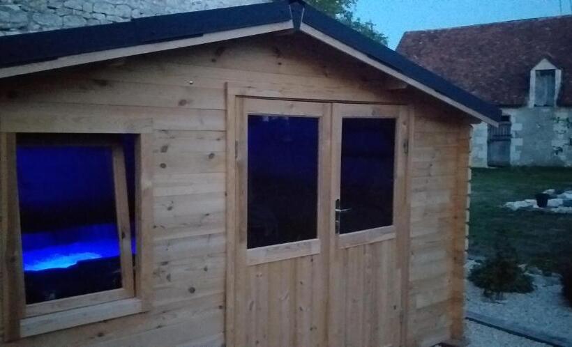 Family Suite, La Berrycurienne Proche Du Zoo De Beauval Saint Aignan Avec Sdb, Wc Et Spa Privatif Pour Chaque Cham