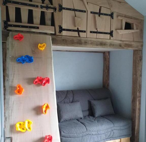 Family Suite, La Berrycurienne Proche Du Zoo De Beauval Saint Aignan Avec Sdb, Wc Et Spa Privatif Pour Chaque Cham