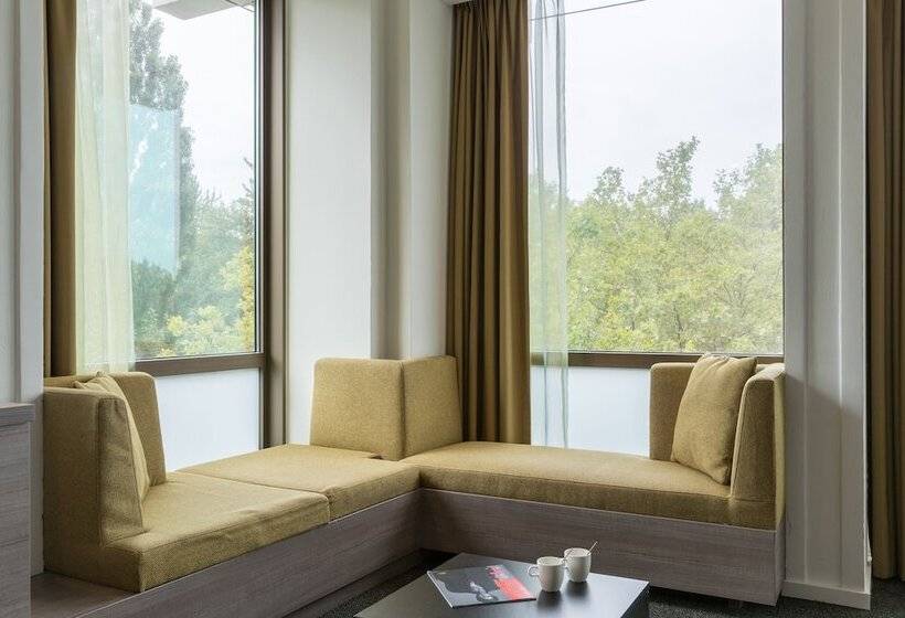 غرفة إدارية سرير كينج, Leonardo Hotel Amsterdam Rembrandtpark