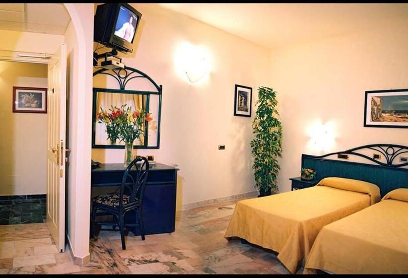 اتاق سوپریور با چشم‌انداز جانبی دریا, Villa Gaia