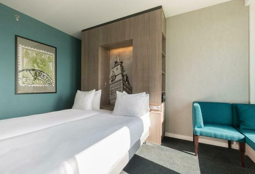 Standard Room, Leonardo Hotel Amsterdam Rembrandtpark