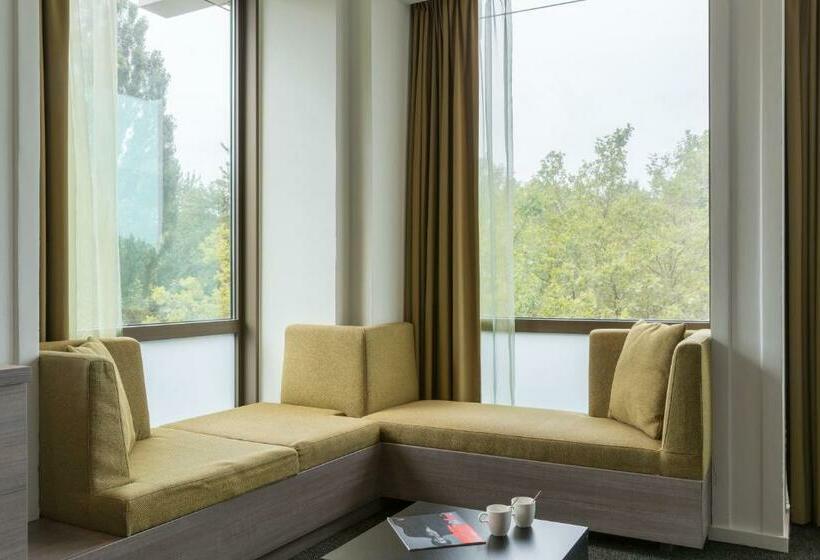 غرفة إدارية سرير كينج, Leonardo Hotel Amsterdam Rembrandtpark