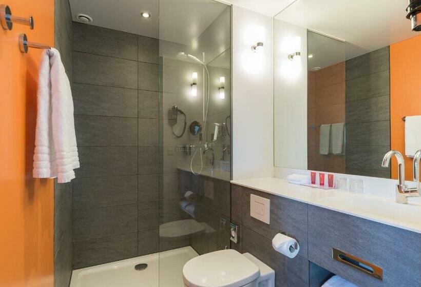 غرفة ديلوكس مطلة على المدينة, Leonardo Hotel Amsterdam Rembrandtpark