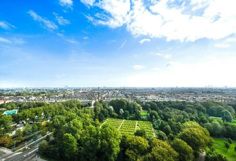 Deluxe Room City View, Leonardo Hotel Amsterdam Rembrandtpark